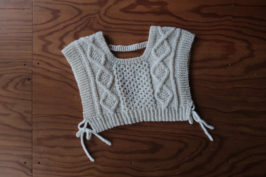 羊ノ糸で編む ARAN VEST by tiny C knit